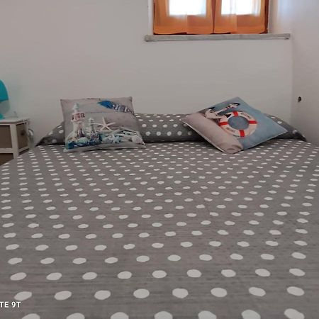 La Quiete Apartment Beverino Bagian luar foto