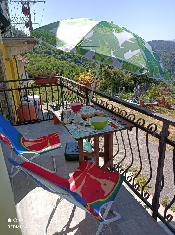 La Quiete Apartment Beverino Bagian luar foto