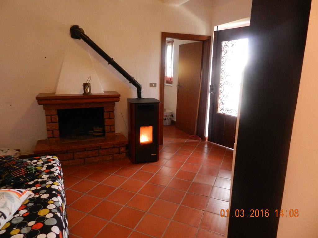 La Quiete Apartment Beverino Bagian luar foto